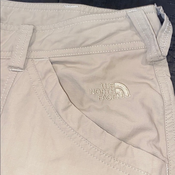The North Face Sporty Hiking Khaki Utility Skirt - Picture 4 of 14